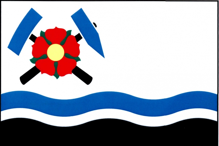 Vlajka obce Černá v Pošumaví